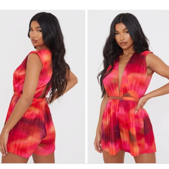 PrettyLittleThing Pants - Pretty Little Things Pink Wave Print Pleated Shoulder Plunge Romper Size 12 NWT